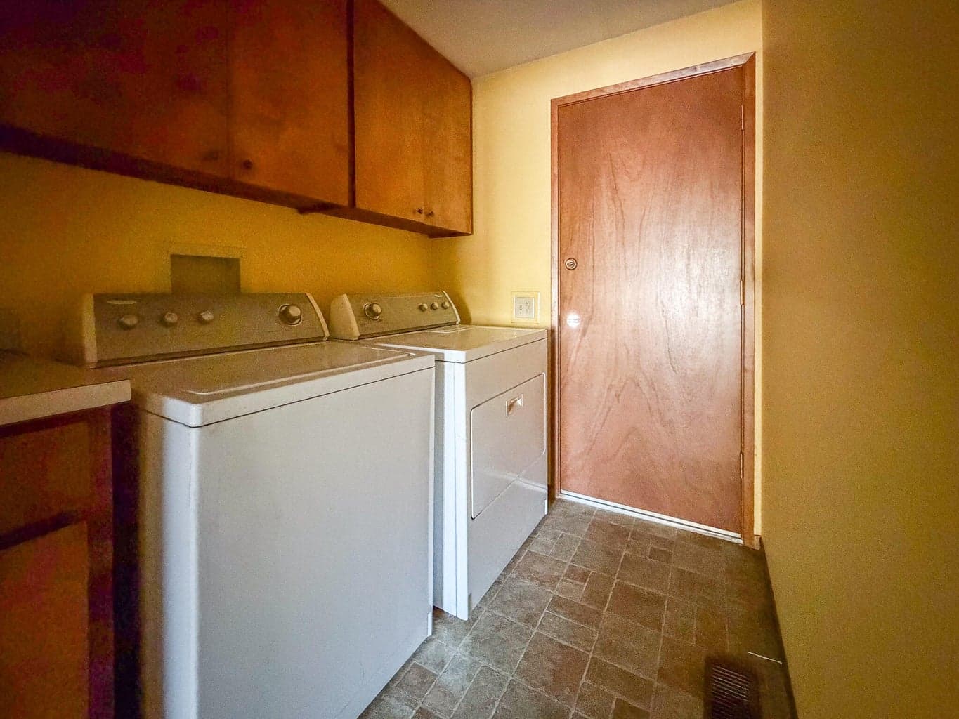 Photo of 15972 Sunrise Boulevard 13 of 18