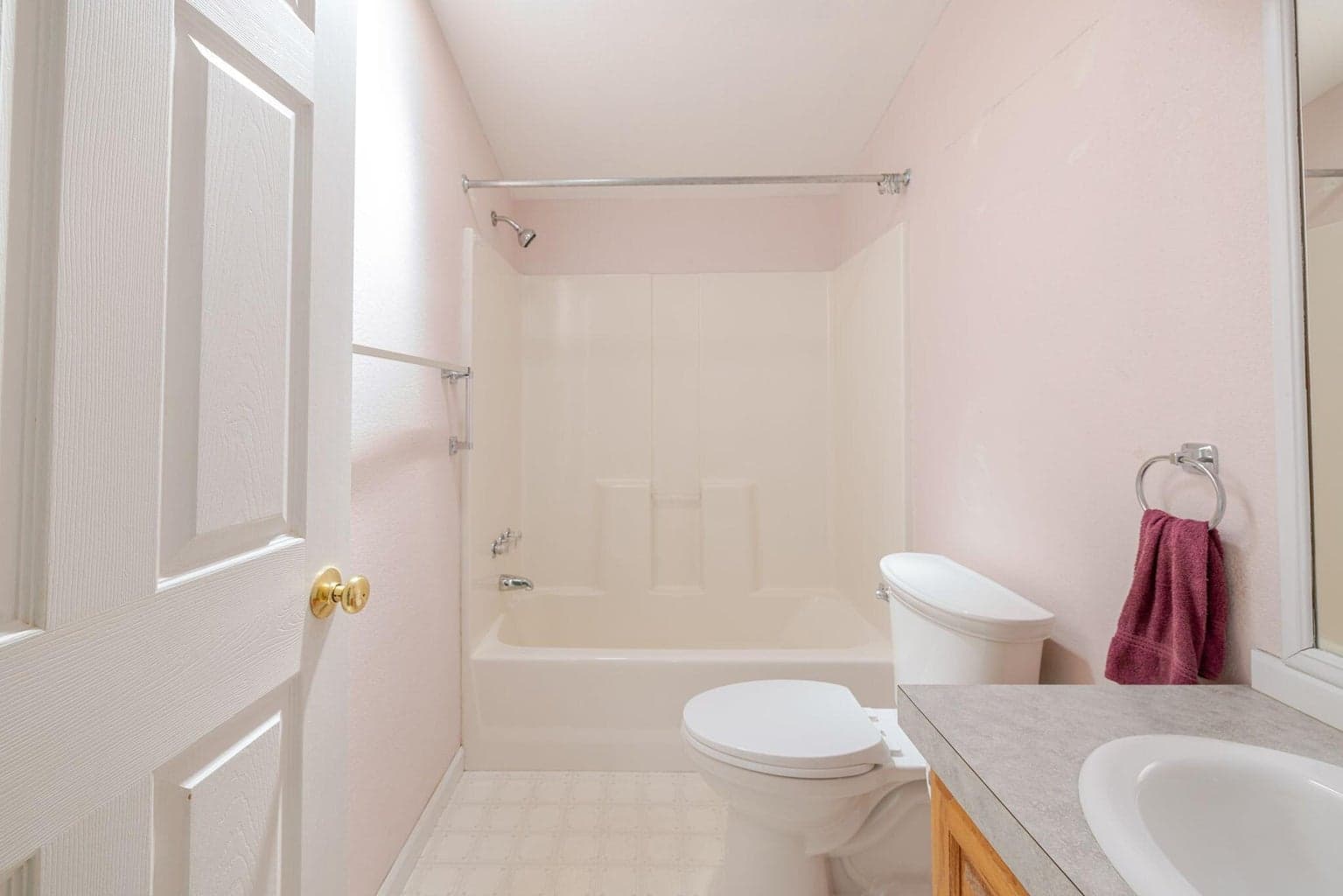 Photo of 1645 NE 6th Street 18 of 26