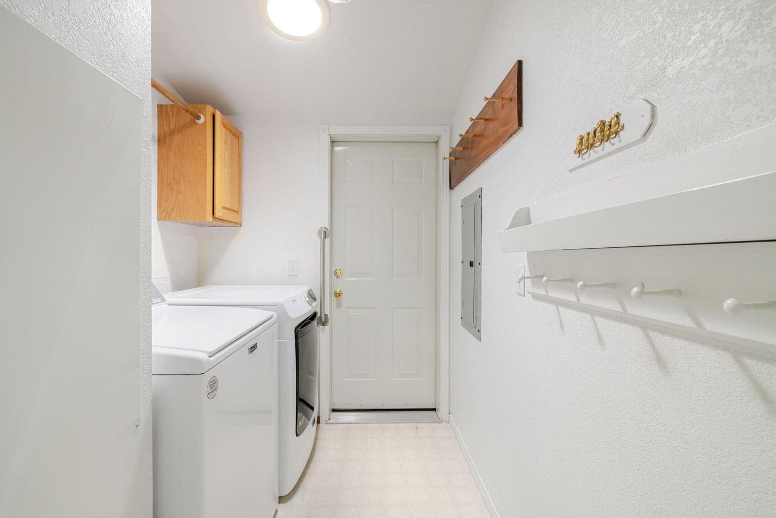 Photo of 1645 NE 6th Street 20 of 26