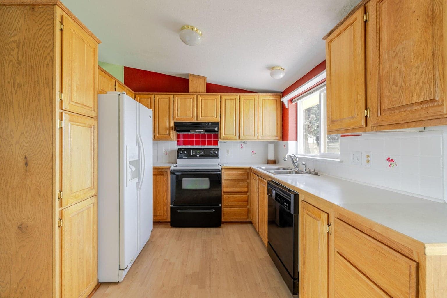 Photo of 1645 NE 6th Street 12 of 26