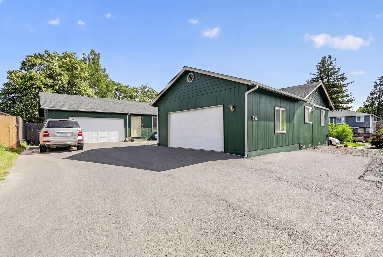 Photo of 1232 Harbeck 3 of 24