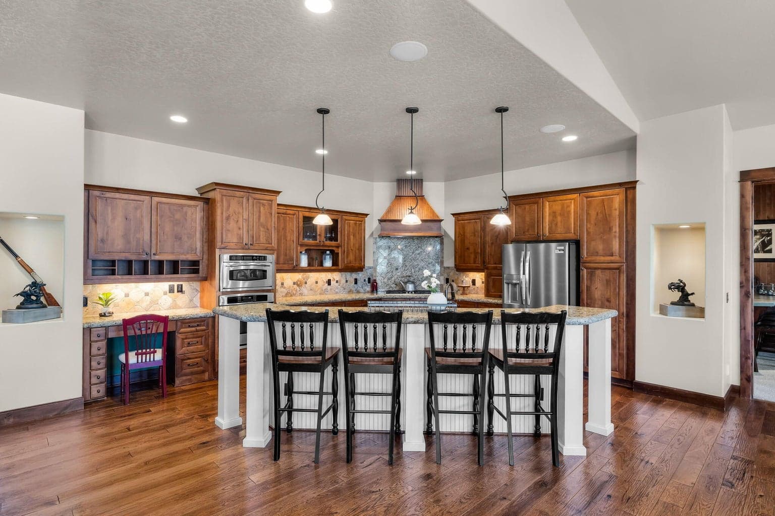Photo of 1144 Highland View 3 of 69