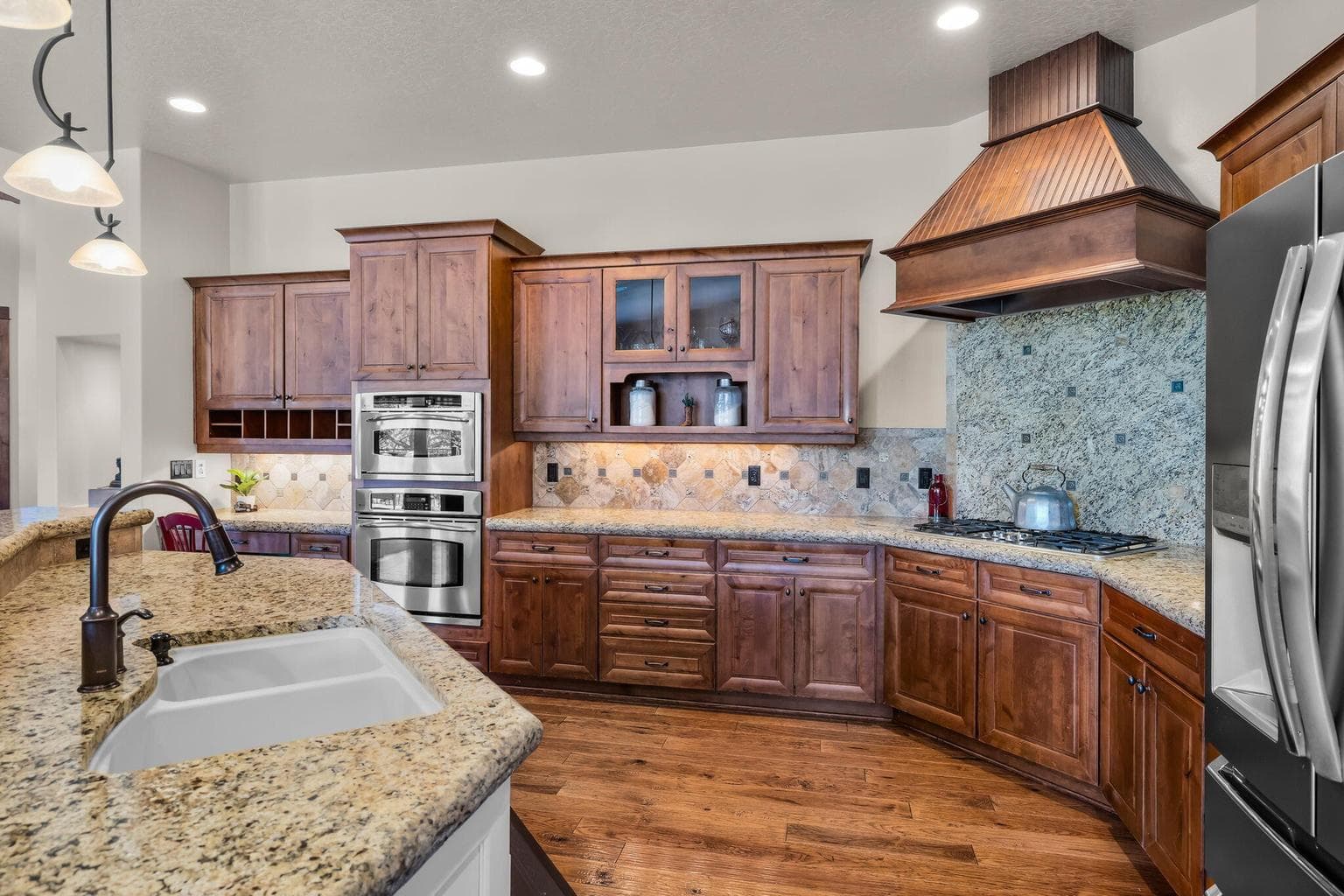 Gourmet Kitchen.