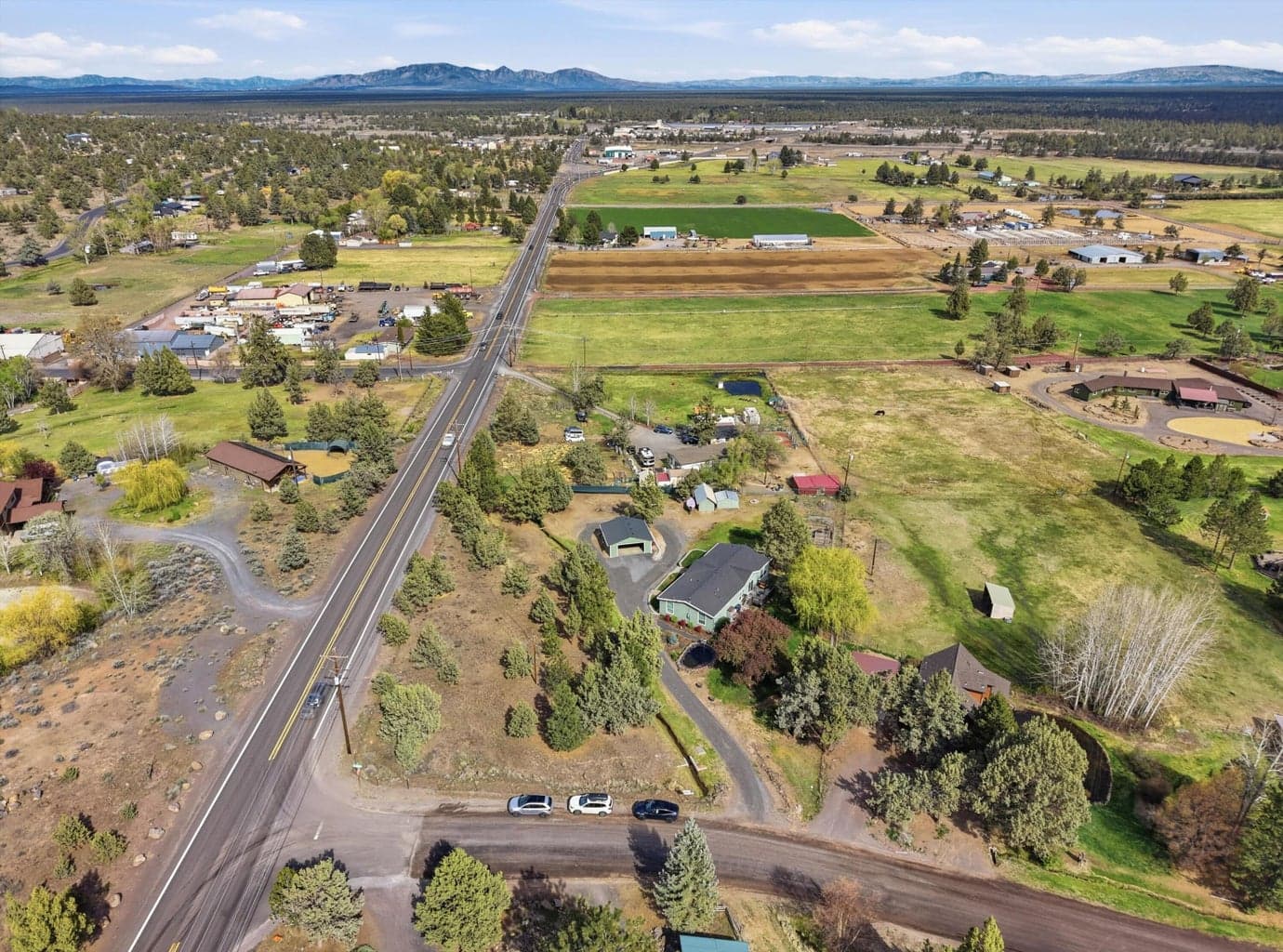 Photo of 64992 Valeview 2 of 48