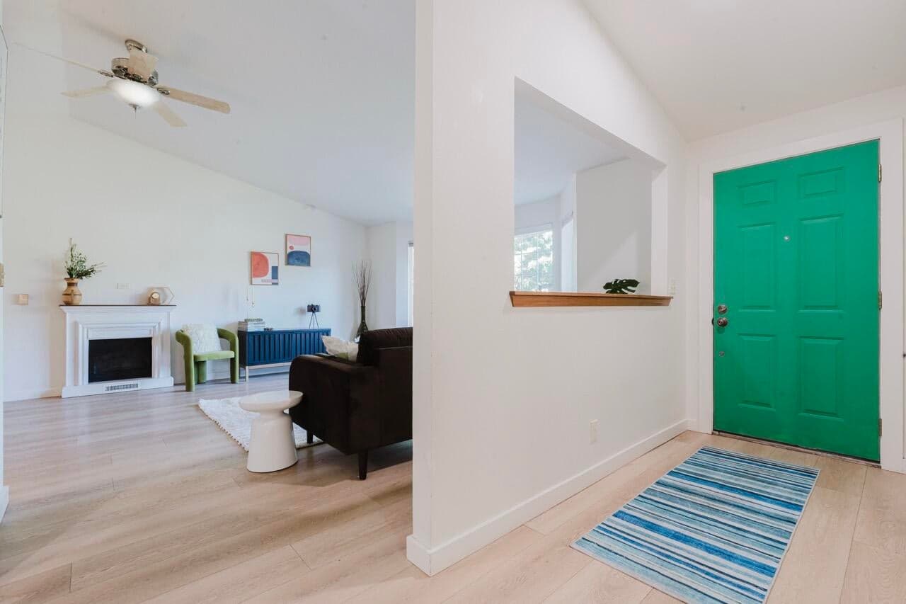 Photo of 3169 NE Elizabeth Court 12 of 36