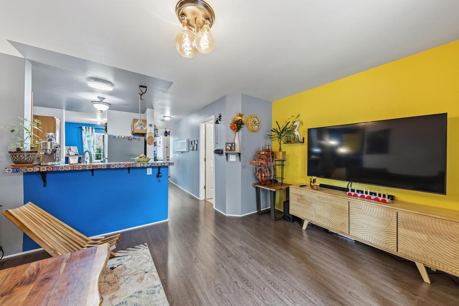 Photo of 2030 Brookhurst 4 of 31