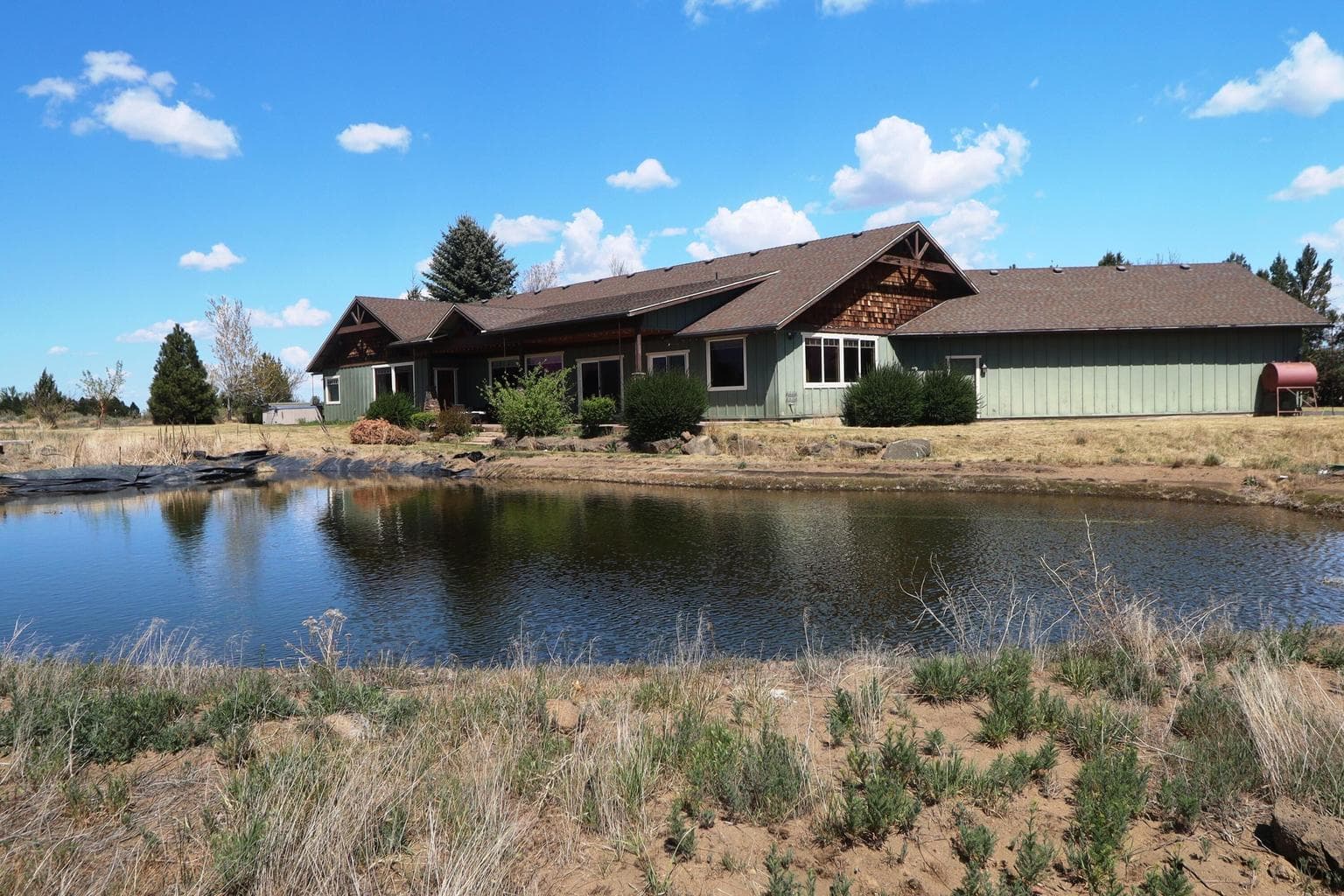 Photo of 21491 Bear Creek 3 of 45