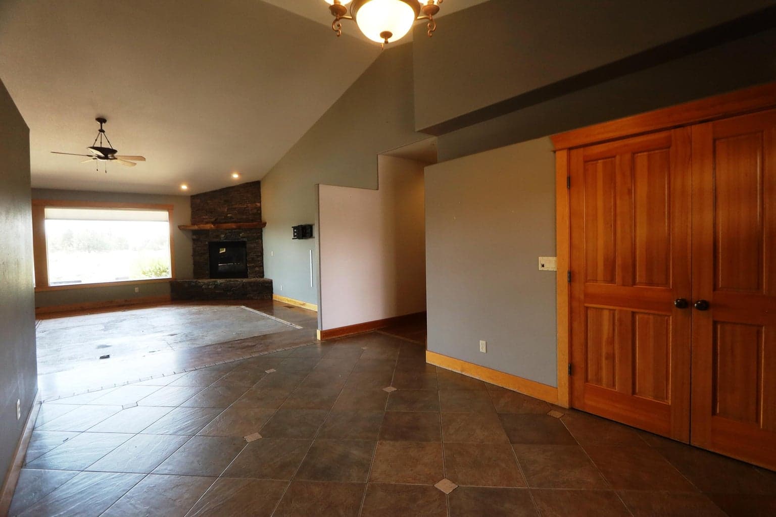 Photo of 21491 Bear Creek Road 7 of 45