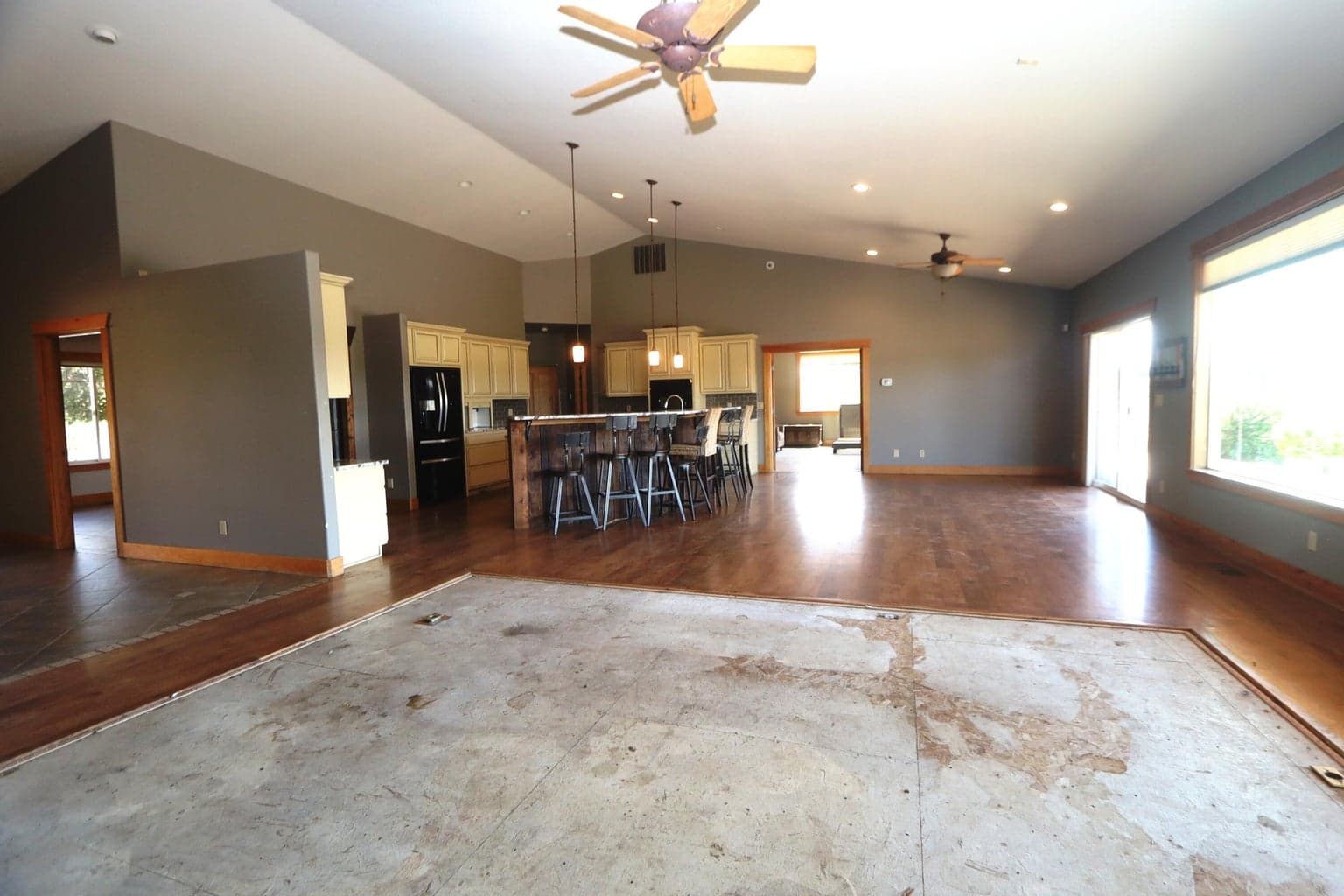 Photo of 21491 Bear Creek Road 8 of 45