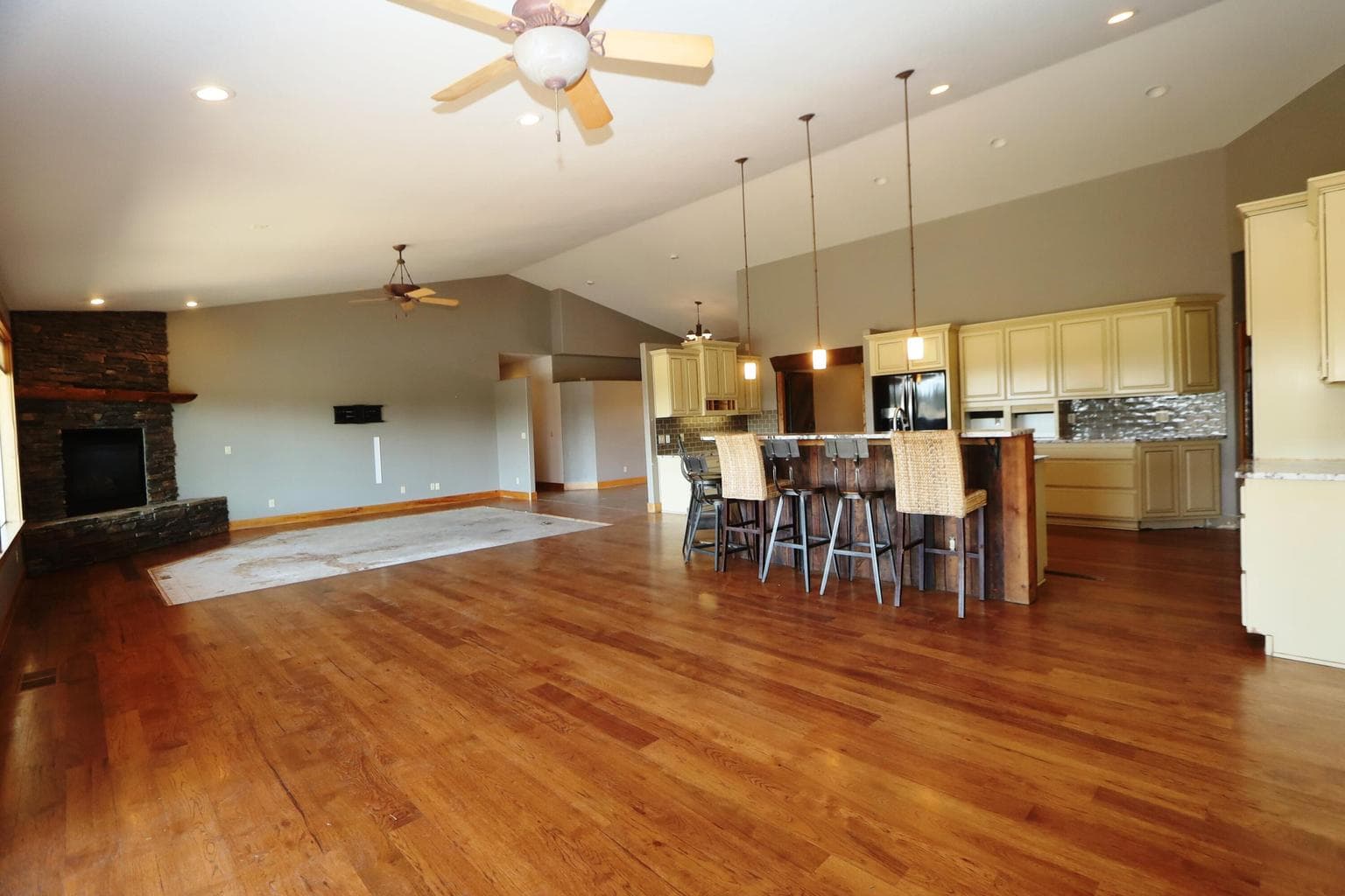 Photo of 21491 Bear Creek Road 10 of 45