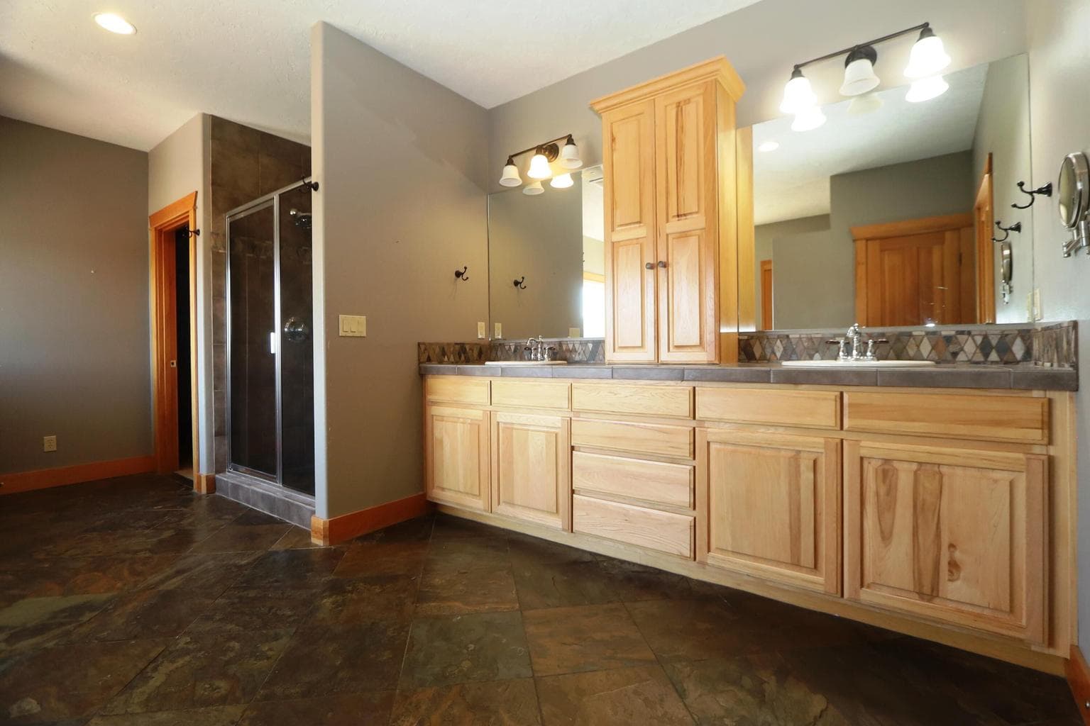 Photo of 21491 Bear Creek Road 19 of 45