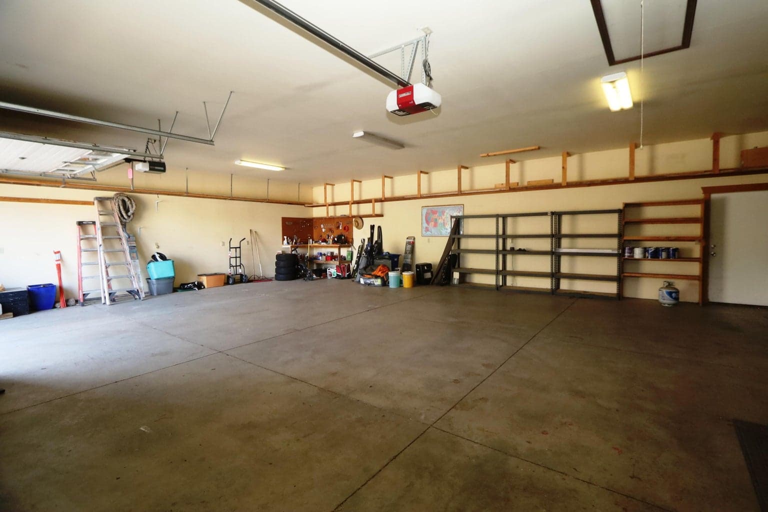 Photo of 21491 Bear Creek Road 25 of 45