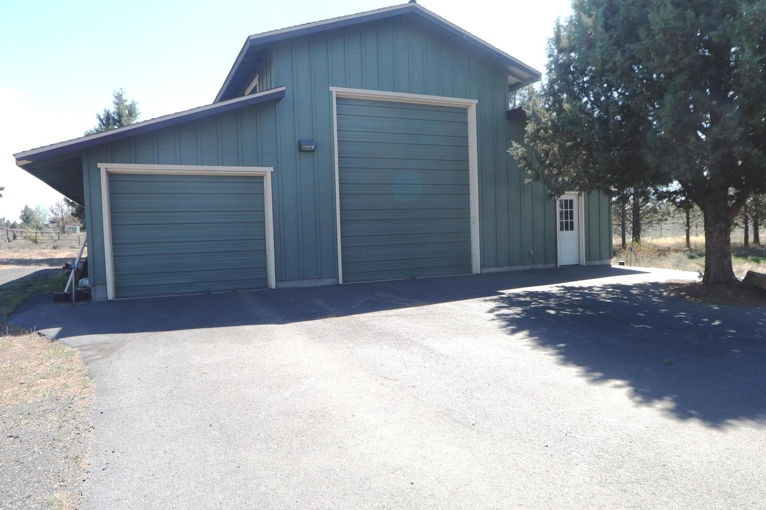Photo of 21491 Bear Creek Road 34 of 45