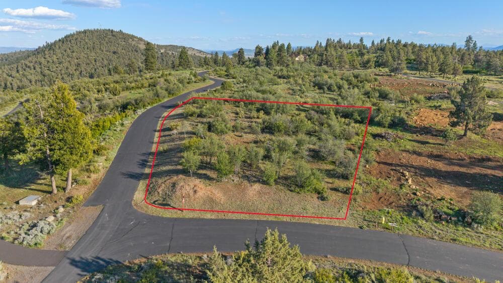 Photo of 824 Bailey Mountain 3 of 36