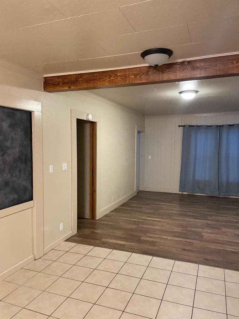 526 living room