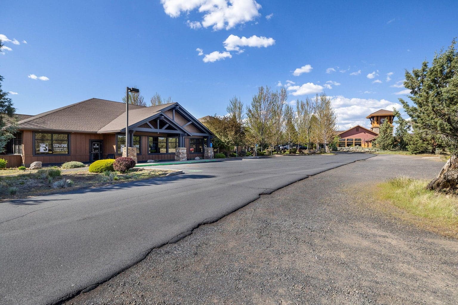 Eagle Crest offers multiple restaurants, shops, and services.