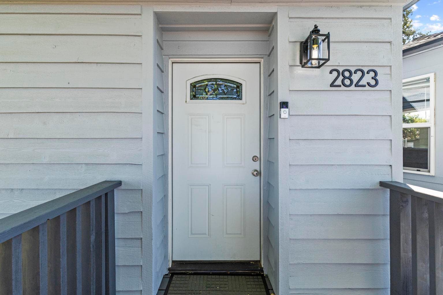Photo of 2823 Homedale 3 of 37