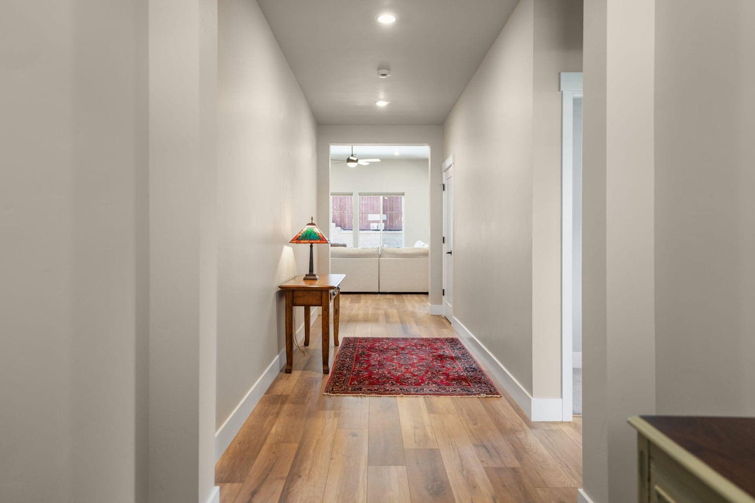 Photo of 1476 Rosemont 4 of 54