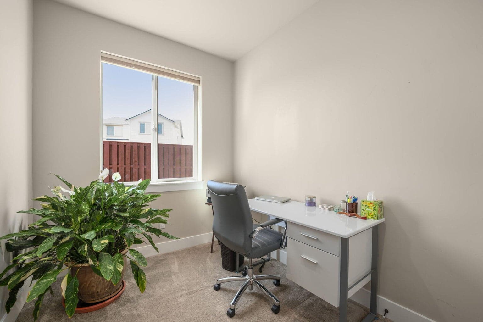 Photo of 1476 NE Rosemont Street 14 of 54