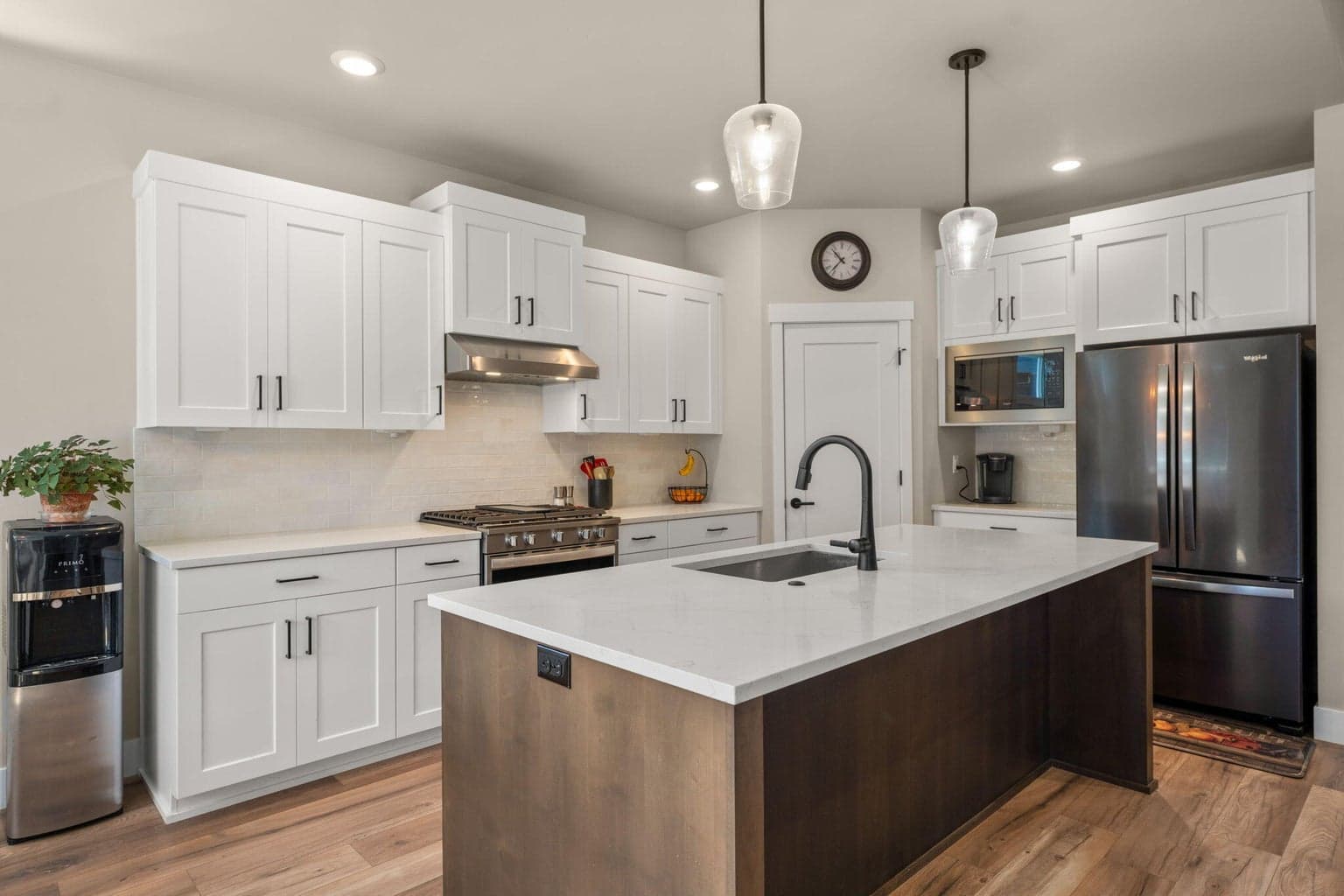 Photo of 1476 NE Rosemont Street 23 of 54