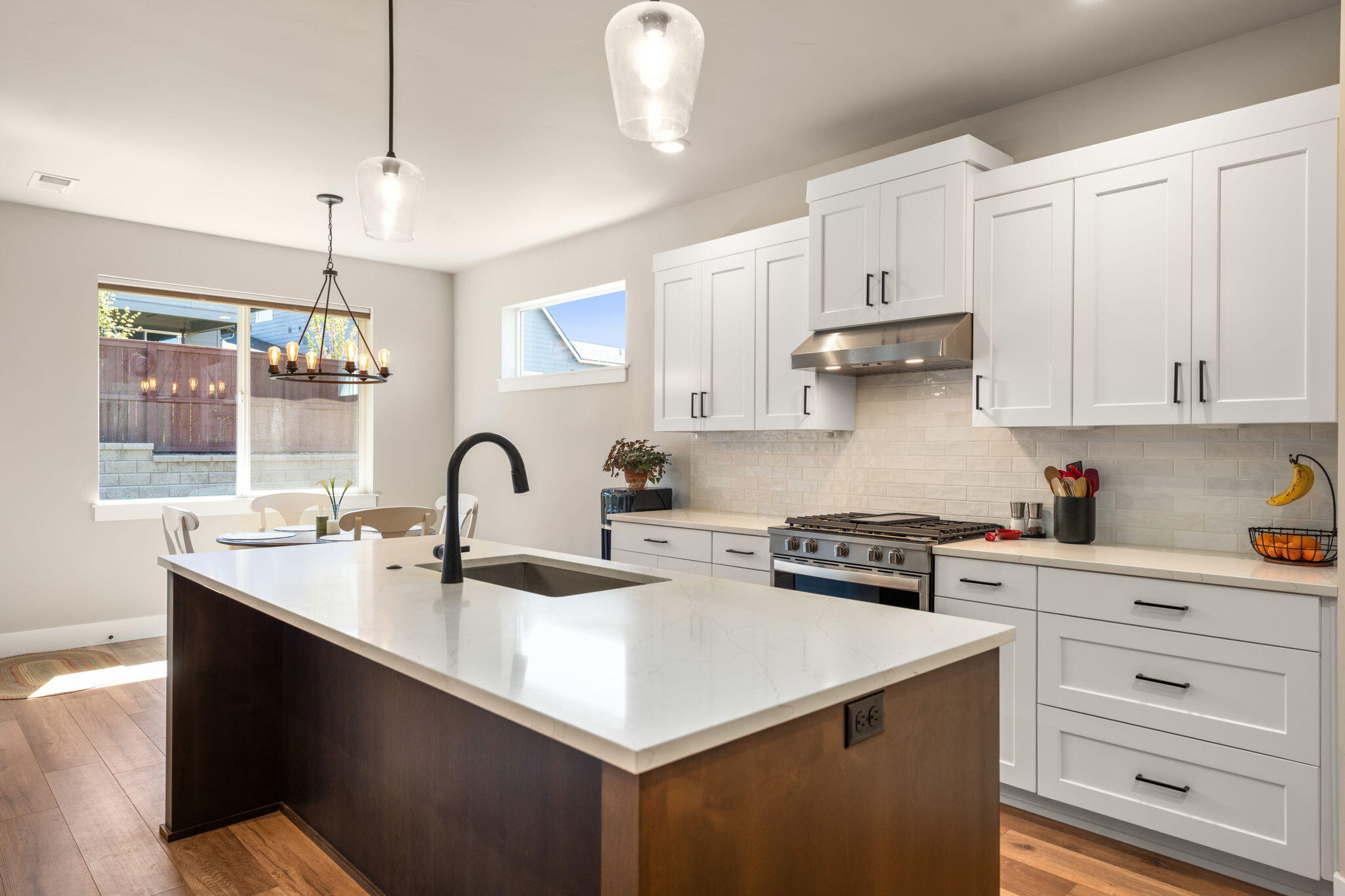 Photo of 1476 NE Rosemont Street 25 of 54