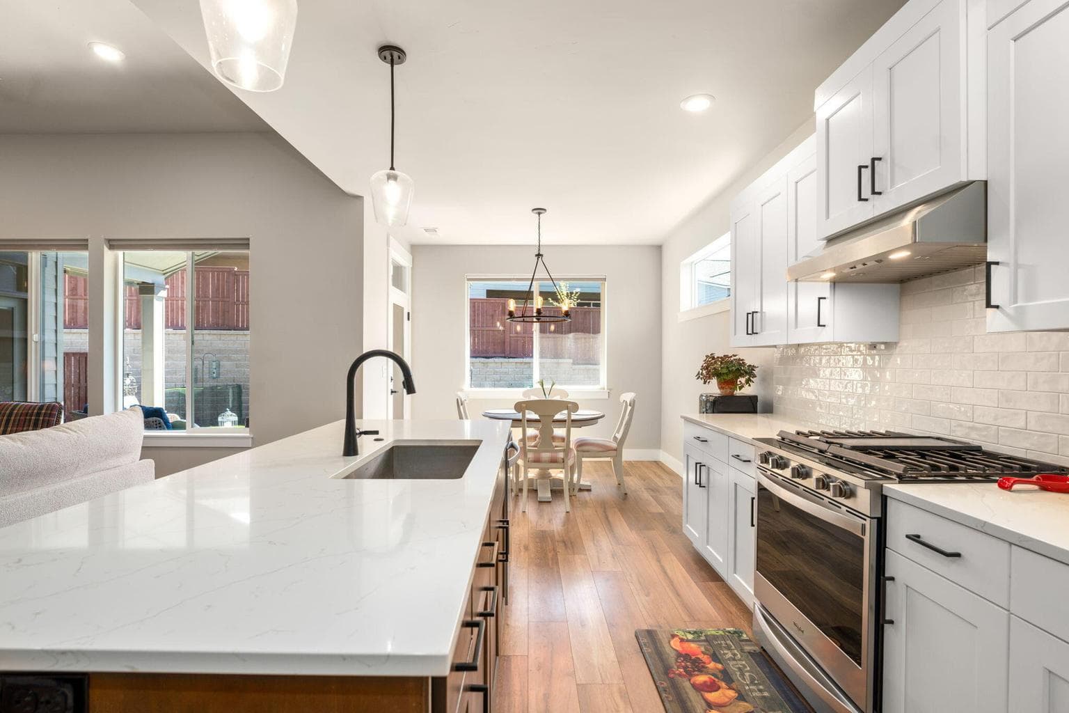 Photo of 1476 NE Rosemont Street 26 of 54