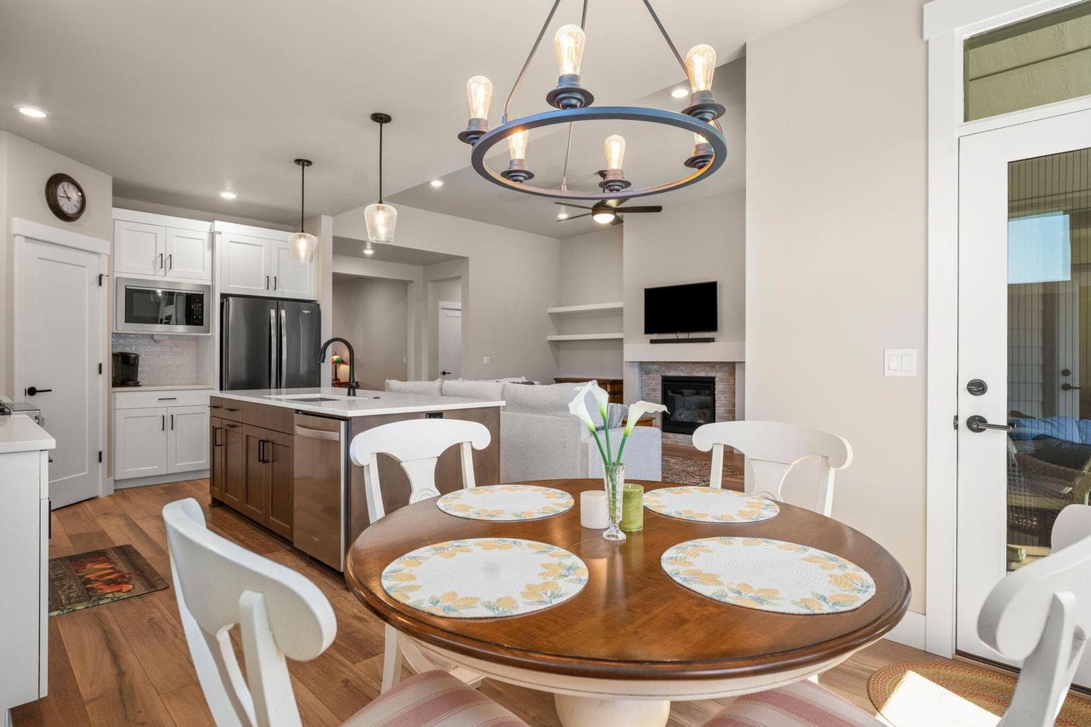 Photo of 1476 NE Rosemont Street 32 of 54