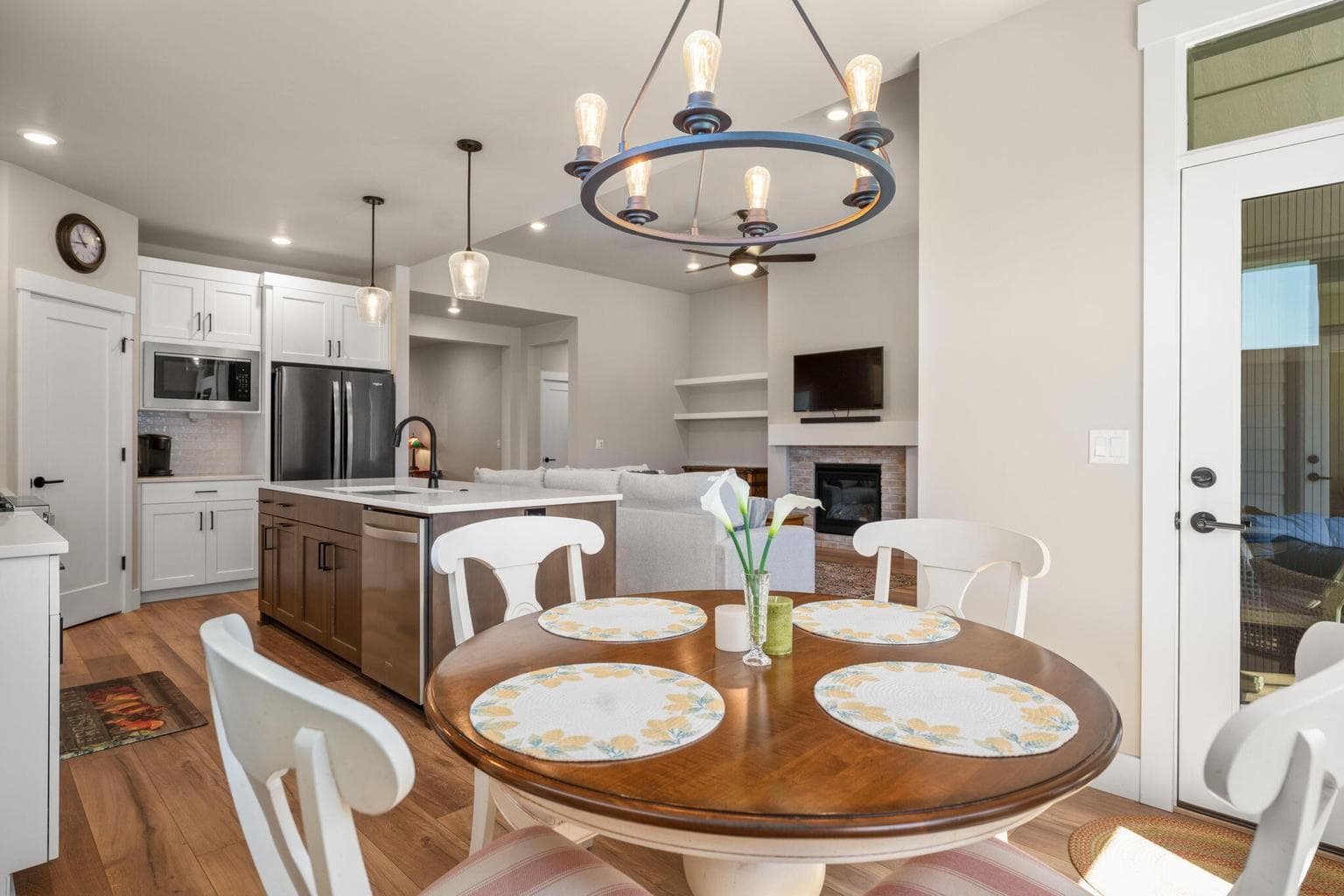 Photo of 1476 NE Rosemont Street 33 of 54