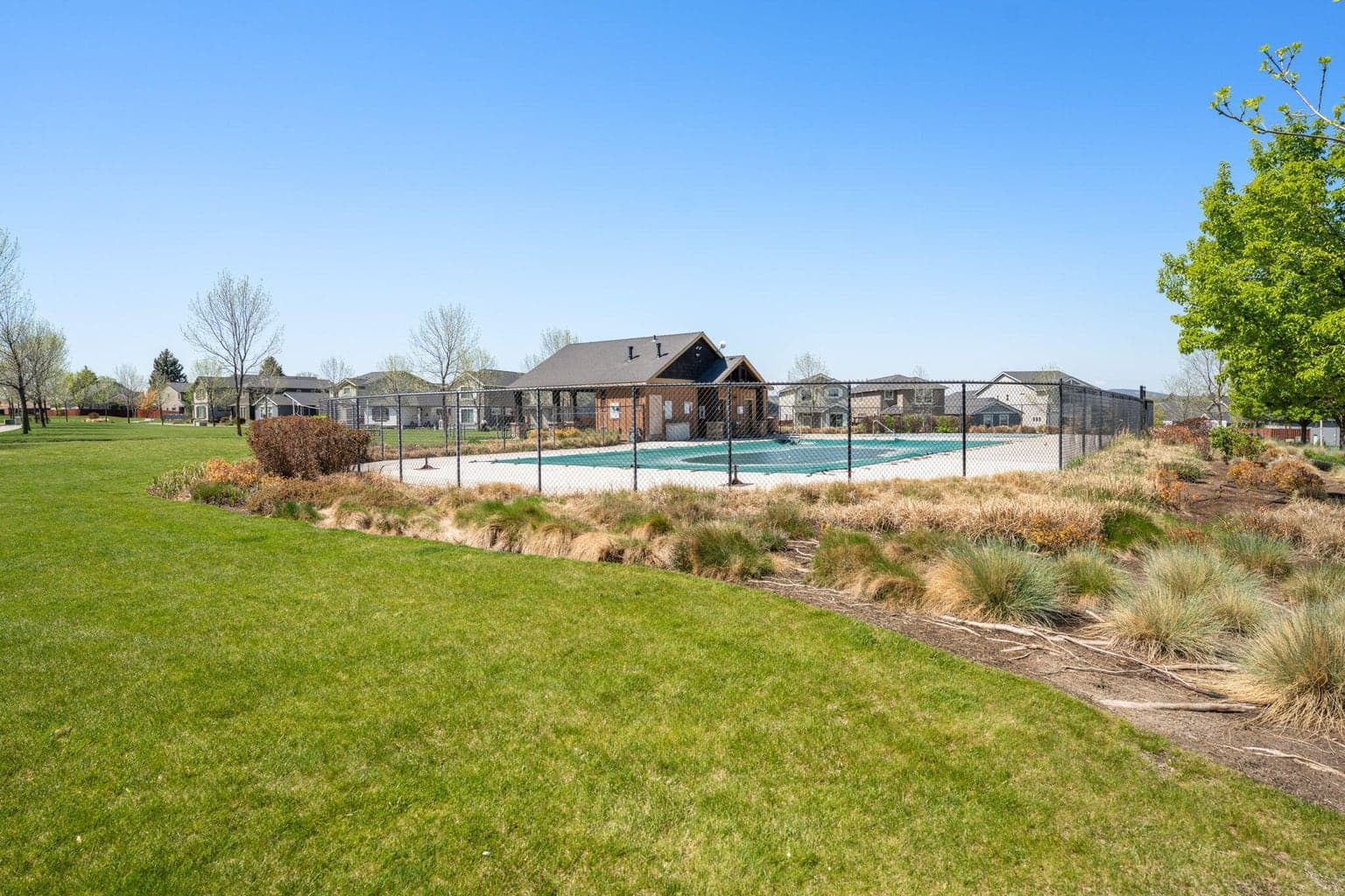 Community pool