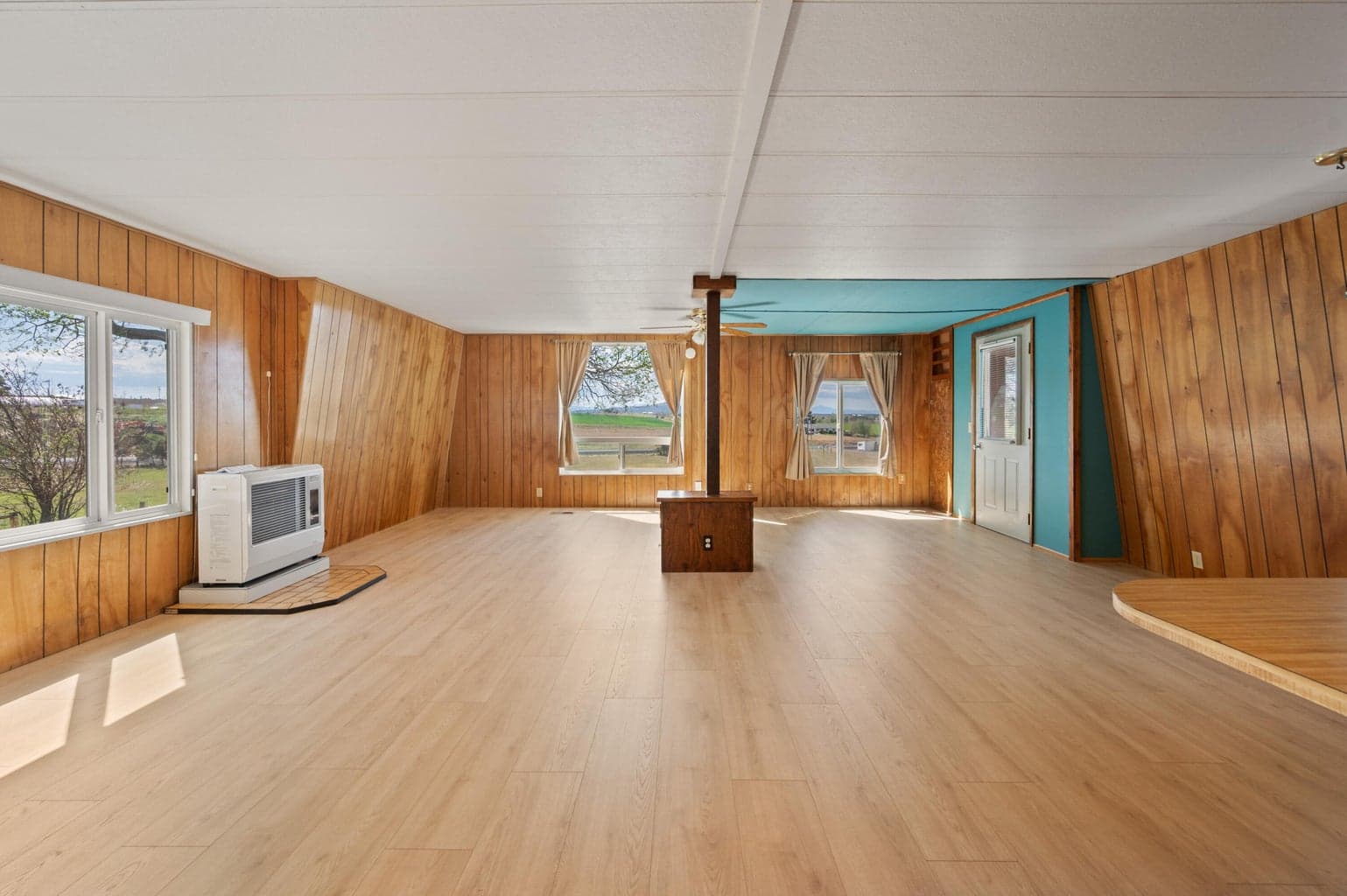Photo of 133 SW Tompsett Street 17 of 56
