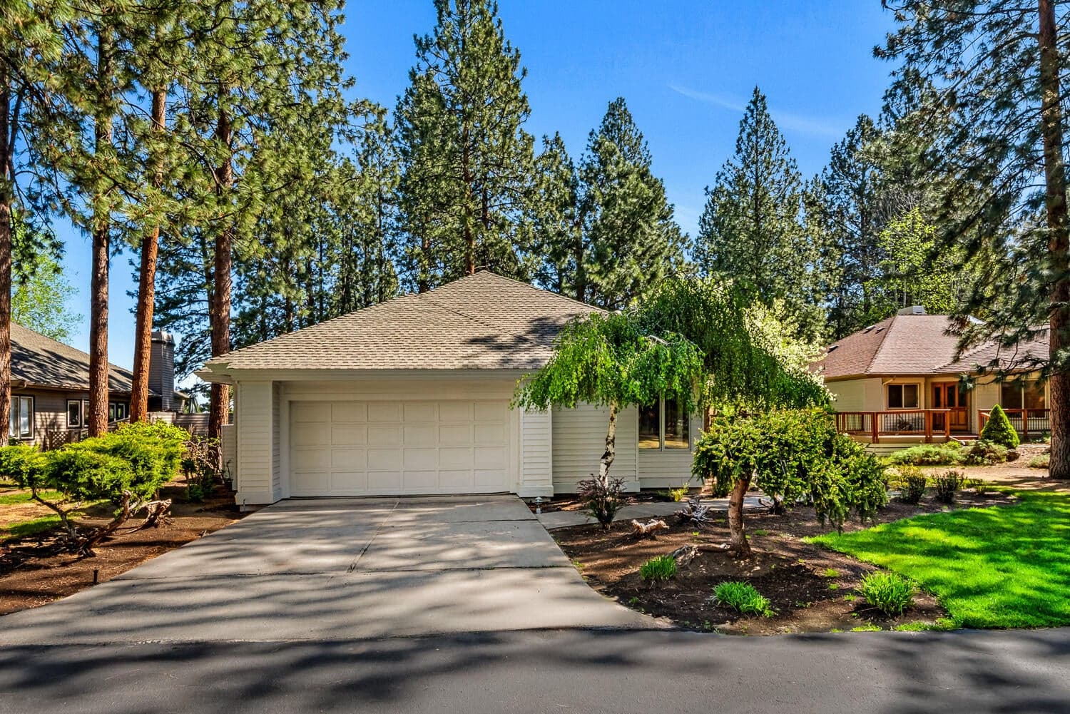 Photo of 60768 Breckenridge 2 of 25