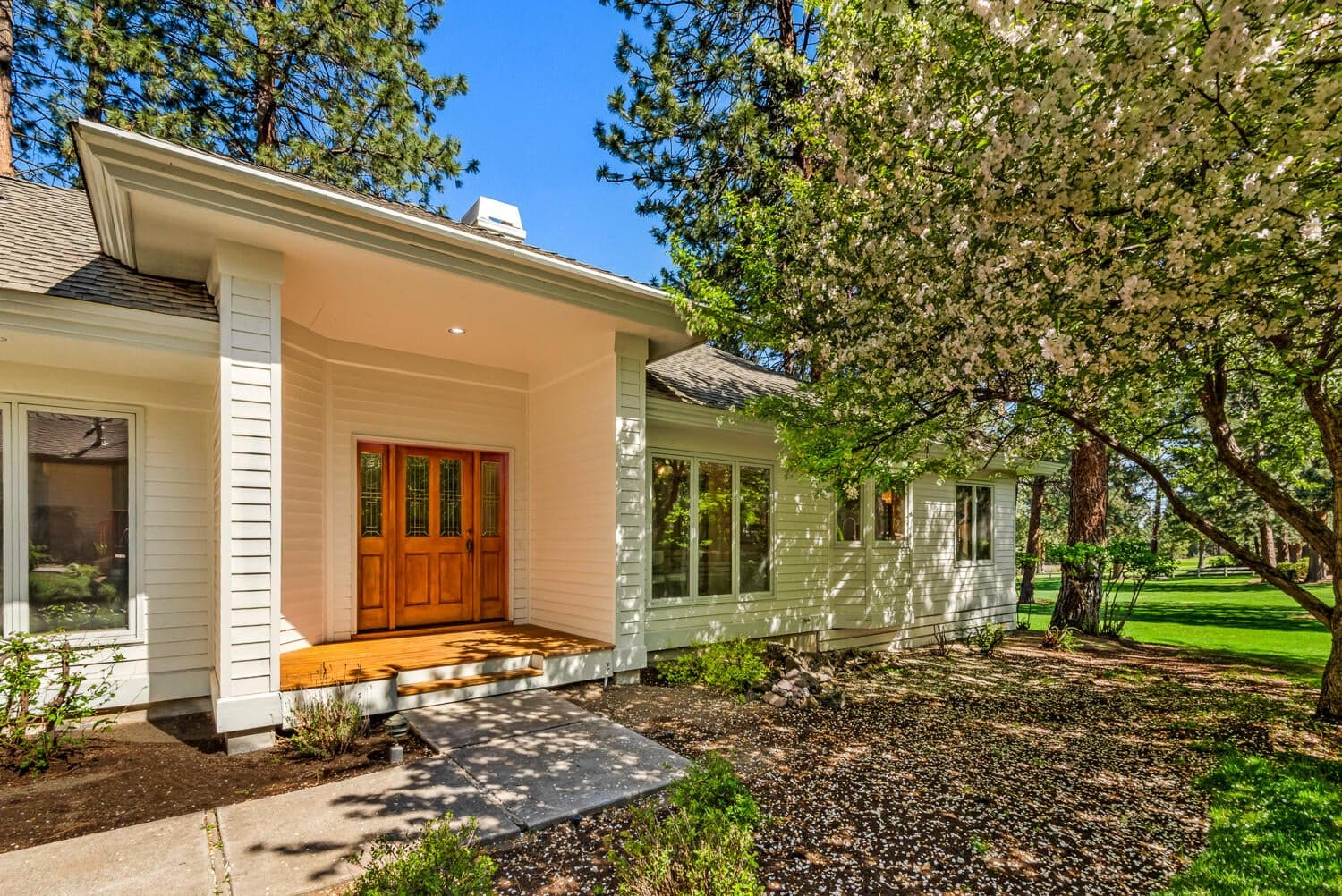 Photo of 60768 Breckenridge 3 of 25