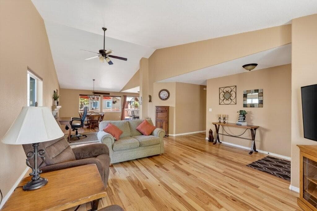Photo of 2144 37th 4 of 35