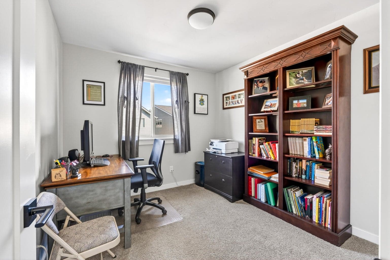 Photo of 4572 SW 37th Street 13 of 18