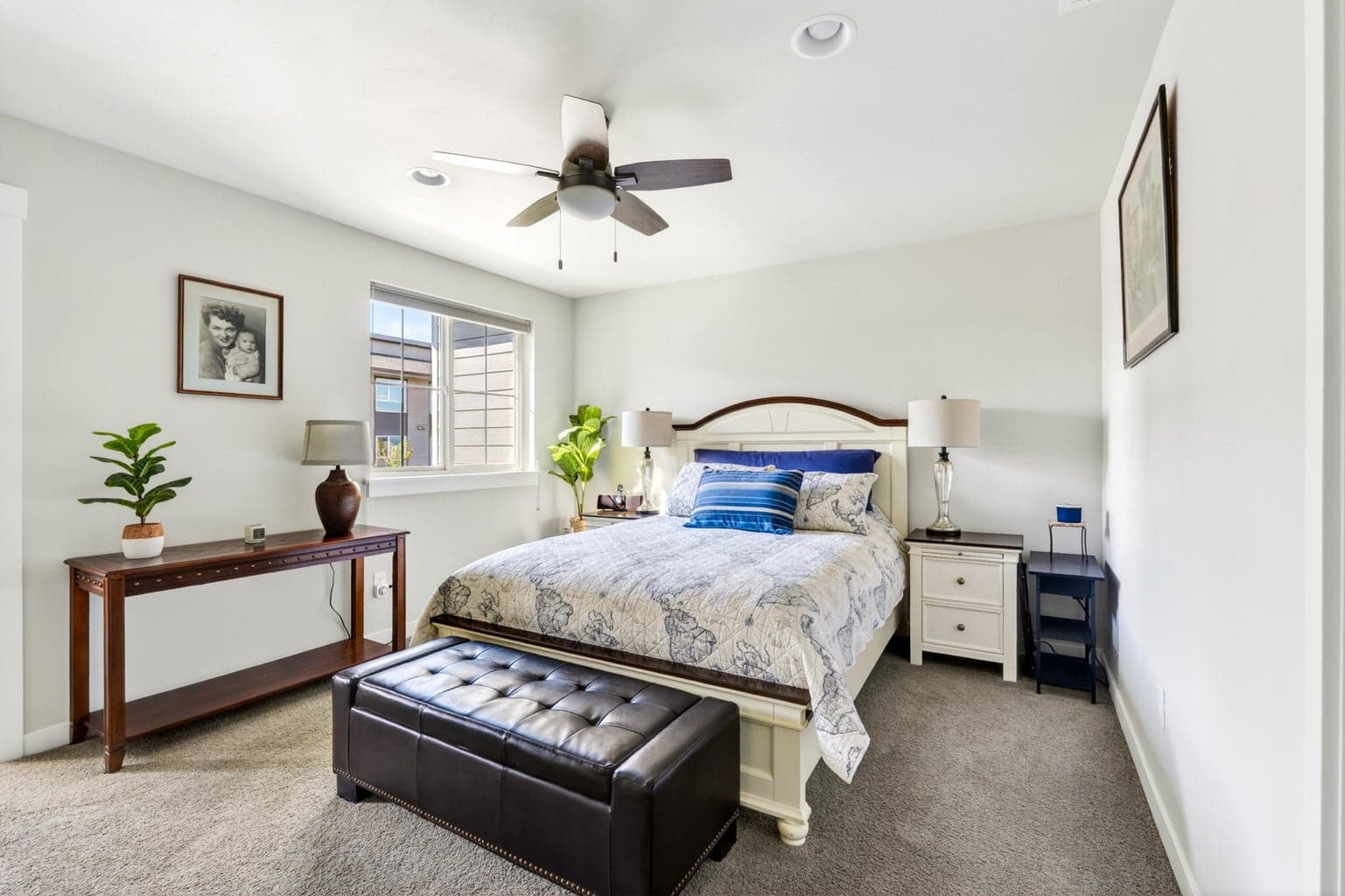 Photo of 4572 SW 37th Street 7 of 18