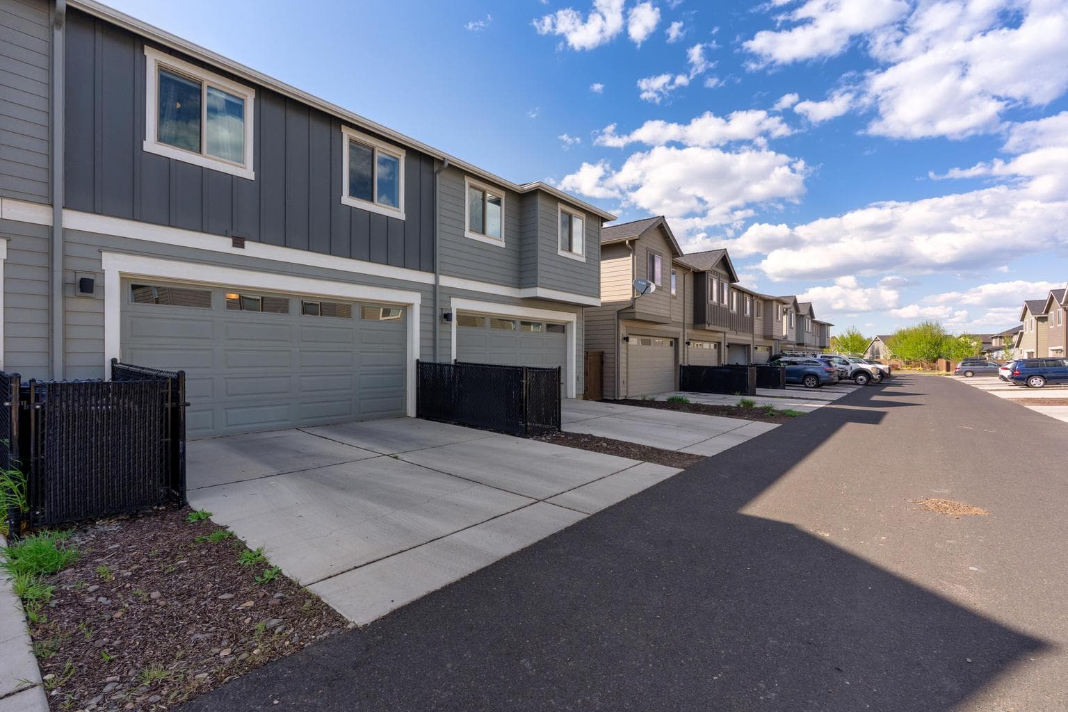 Photo of 4572 SW 37th Street 17 of 18