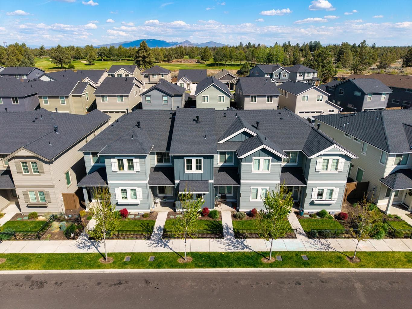 Photo of 4572 SW 37th Street 18 of 18