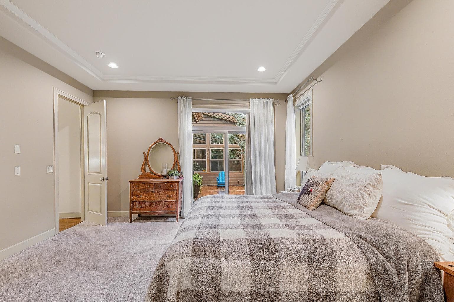 Photo of 61102 Aspen Rim Lane 14 of 32