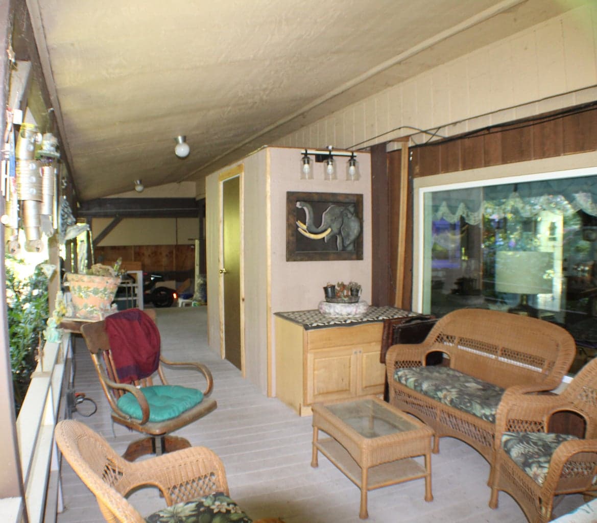 6226 Evans Creek