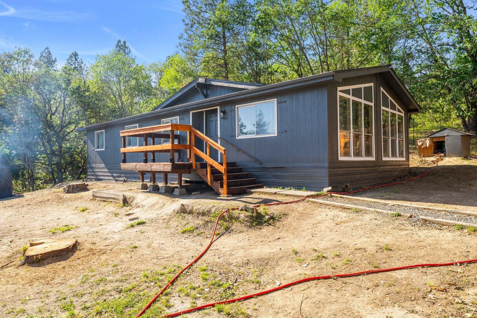 Photo of 221 Hansen 2 of 41