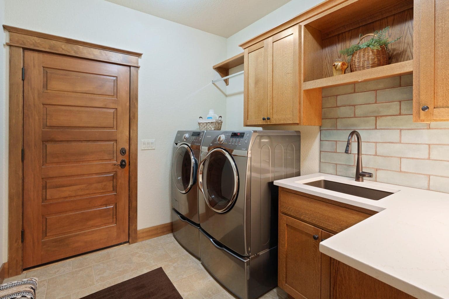 Photo of 2677 NW Champion Circle 39 of 47