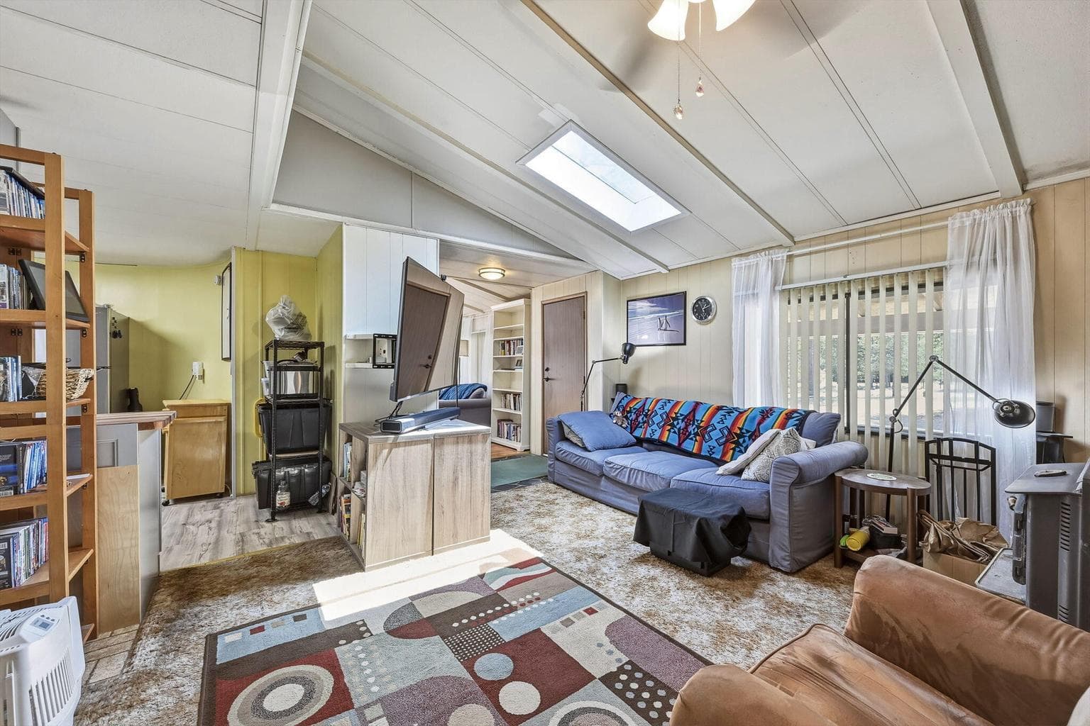 Photo of 16050 Elderberry Lane 12 of 38