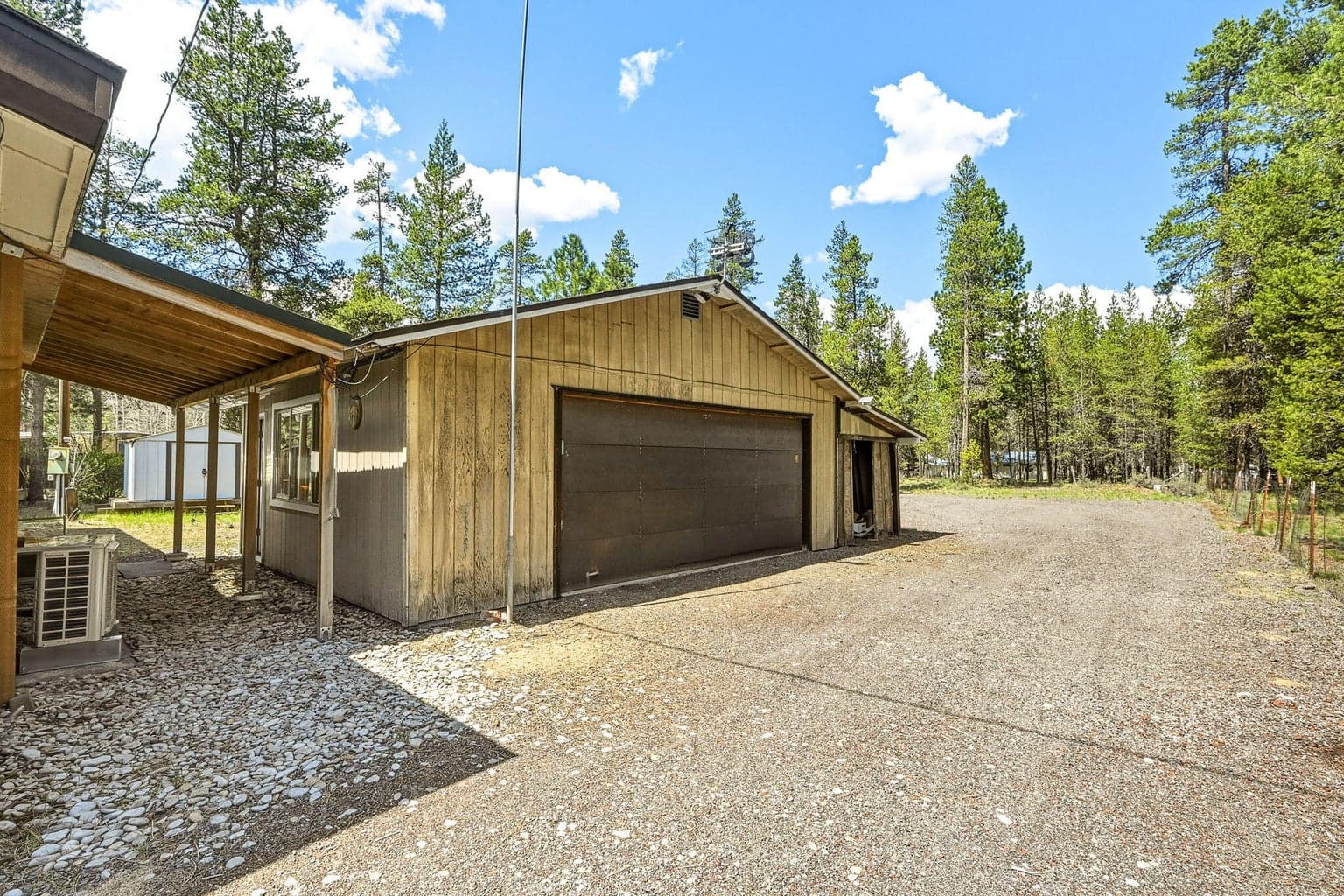 Photo of 16050 Elderberry Lane 30 of 38