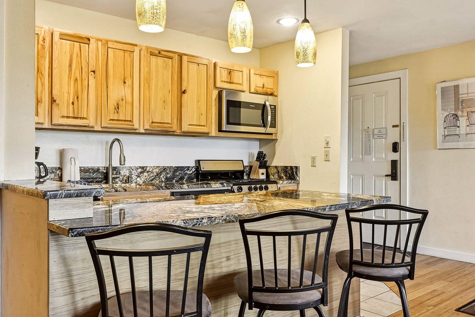 Photo of 18575 SW Century Drive 8 of 35