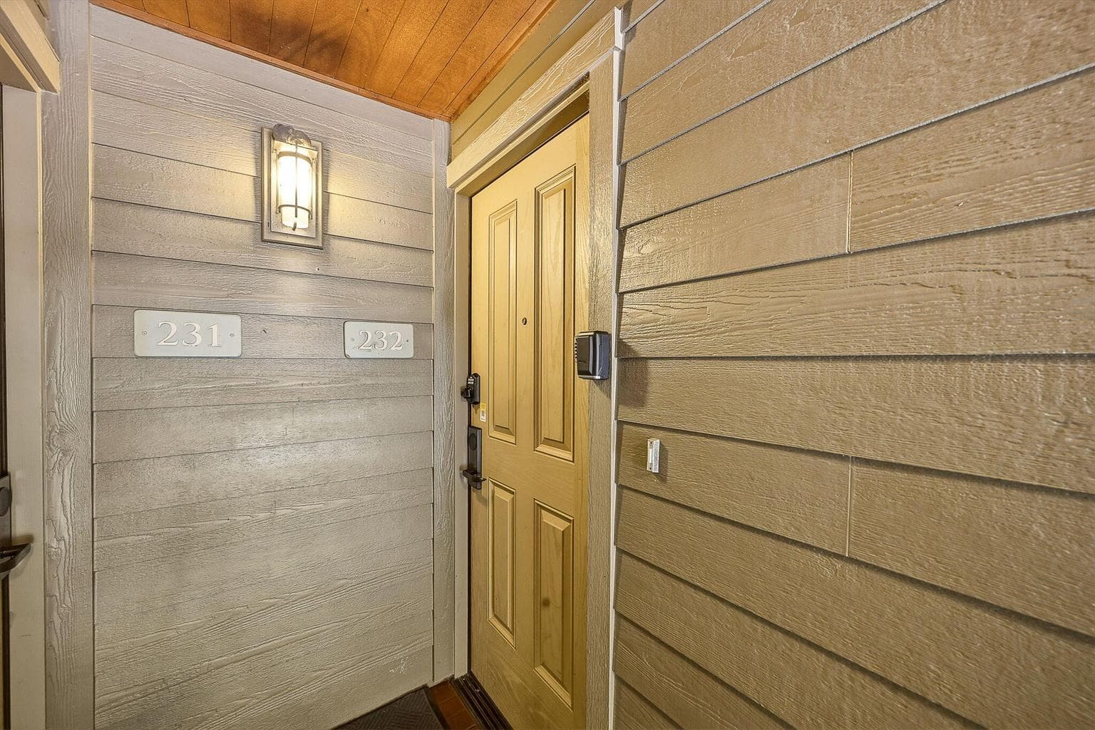 Photo of 18575 SW Century Drive 21 of 35