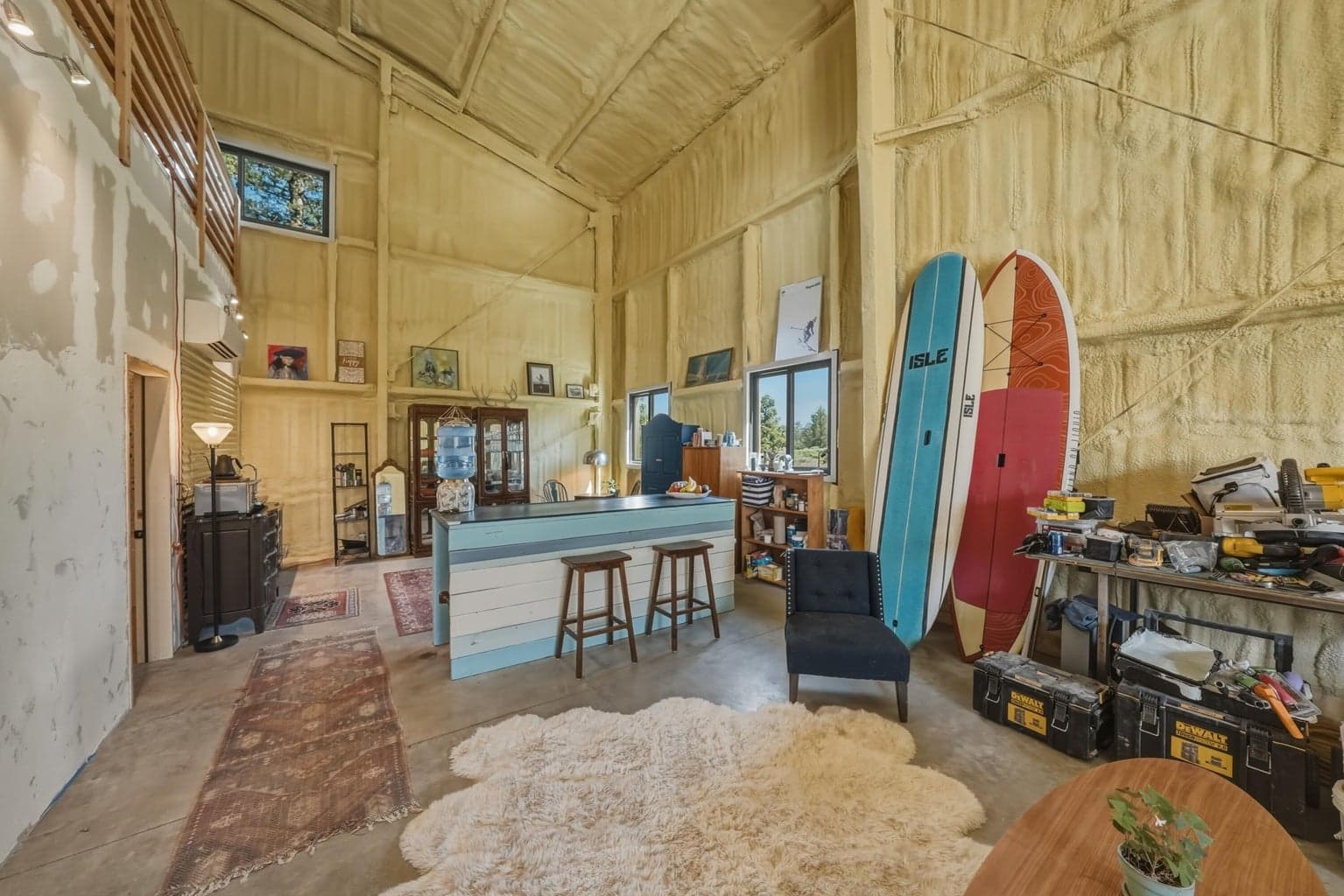 Shop, music studio, woodworking, mechanic area.