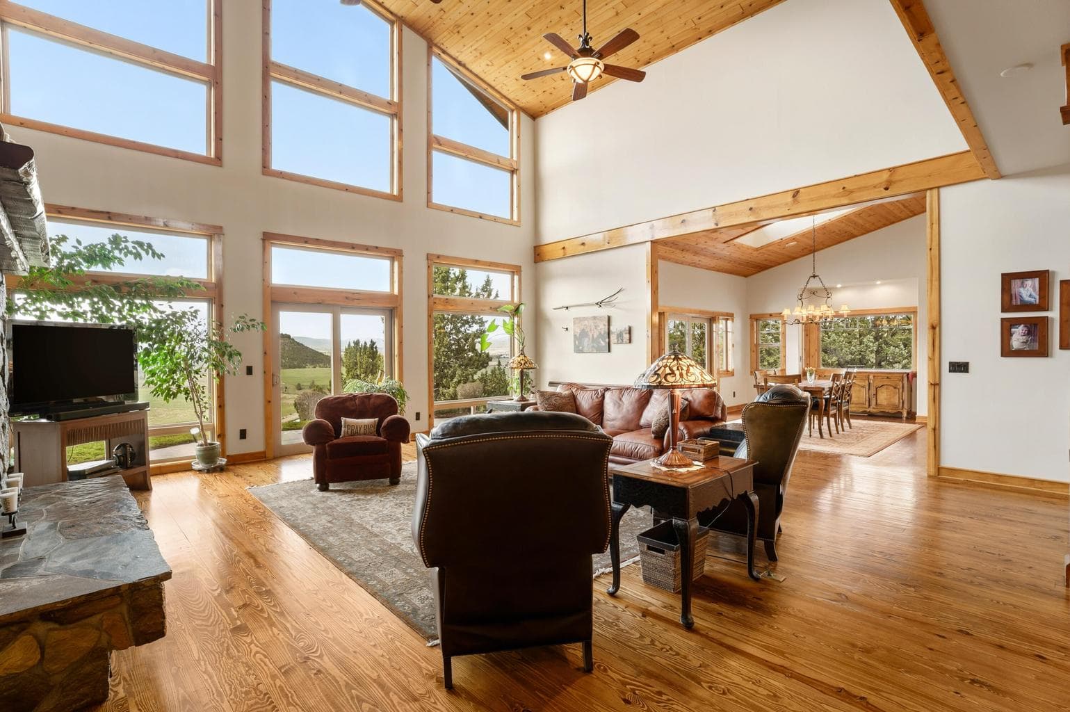 Photo of 3900 SE Riverview Road 15 of 91
