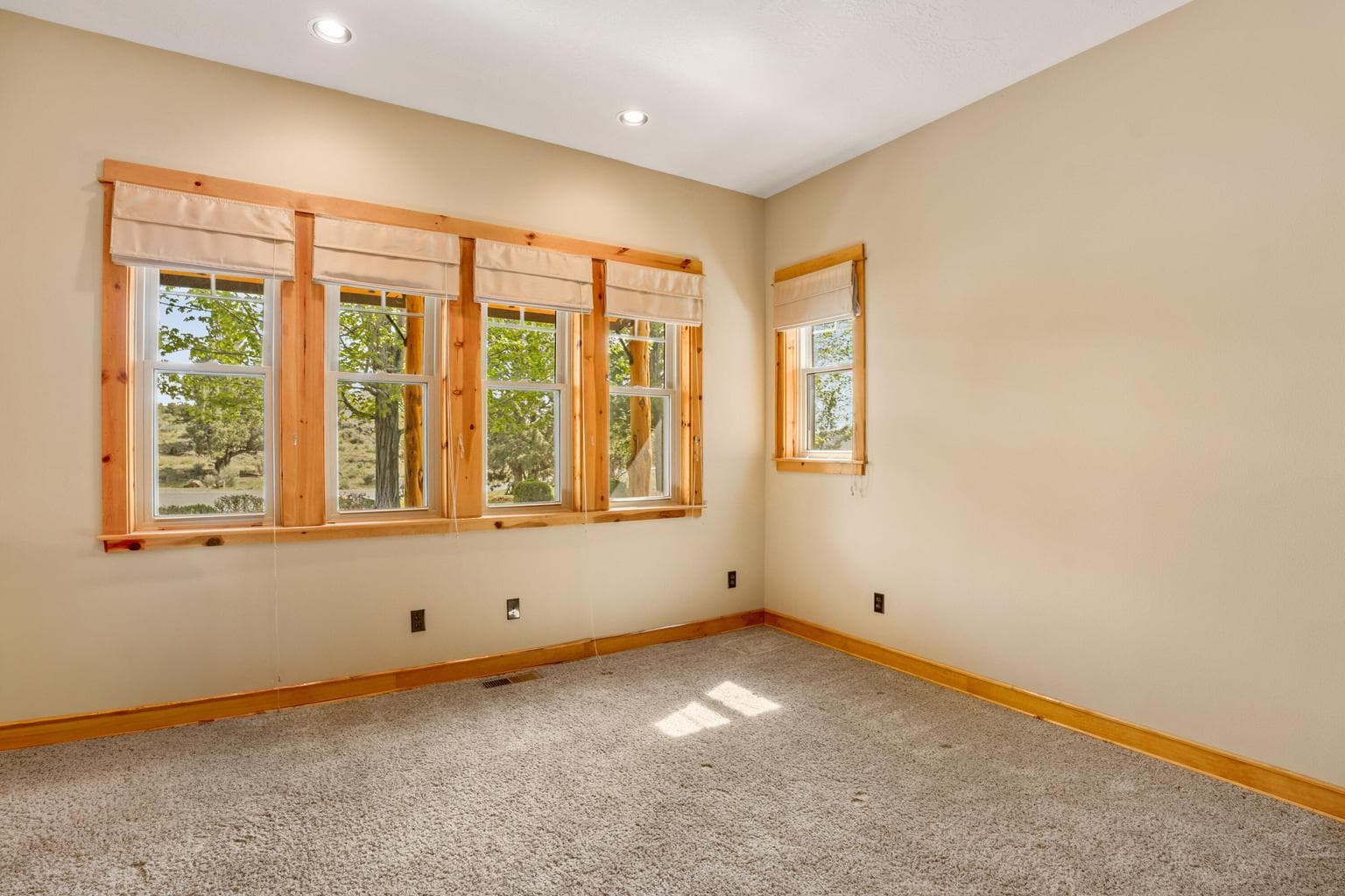 Photo of 3900 SE Riverview Road 42 of 91