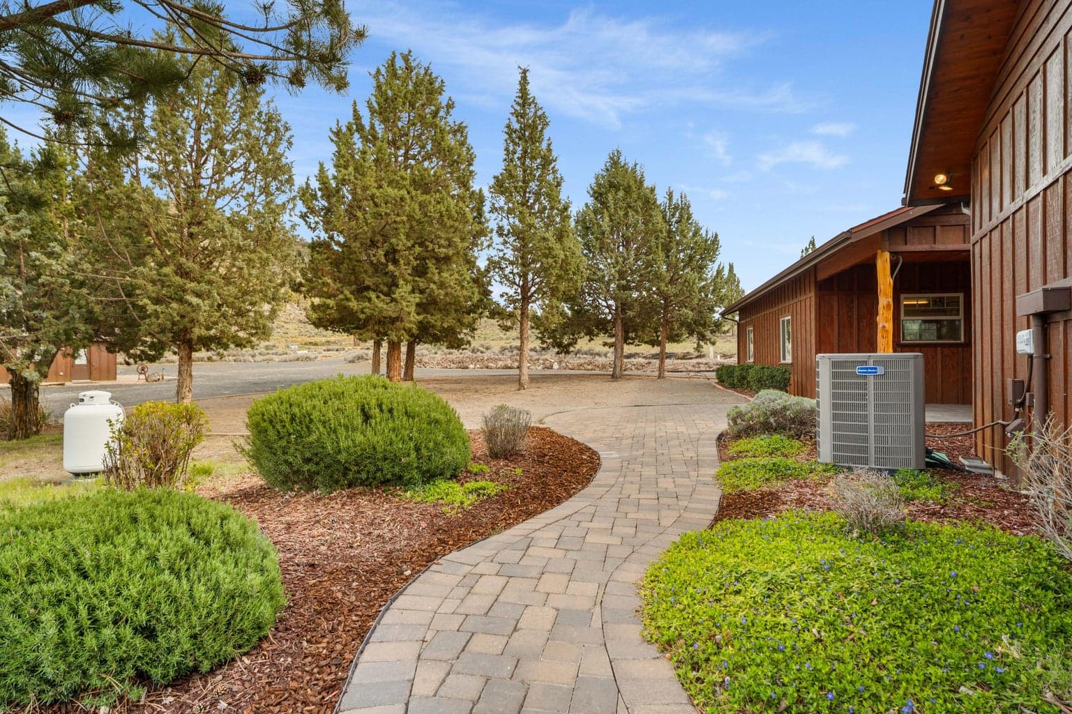 Photo of 3900 SE Riverview Road 77 of 91