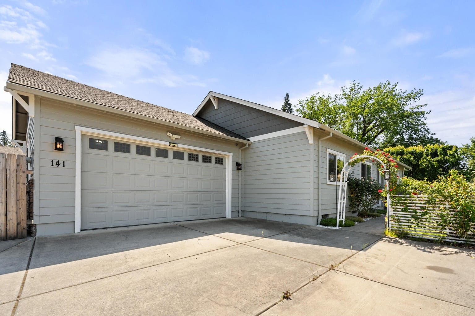 Photo of 141 Alta 1 of 25